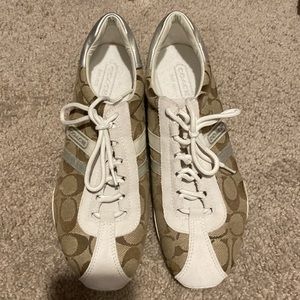 Coach katelyn sneakers size 9.5